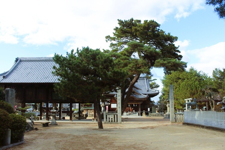 今治市 綱敷天満宮 境内